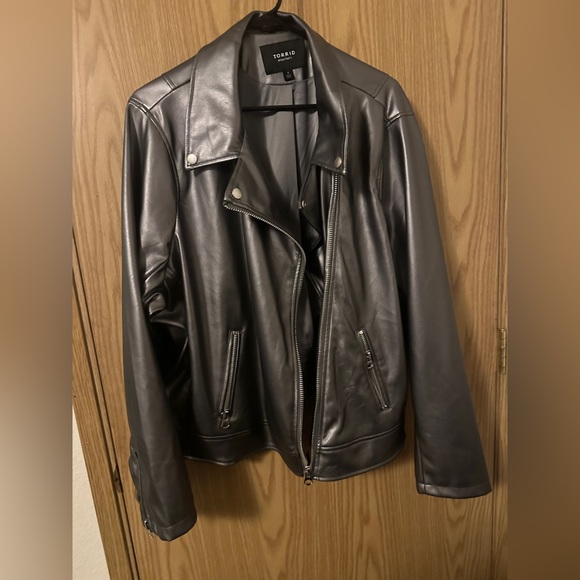 Torrid late grey moto jacket - Picture 2 of 3